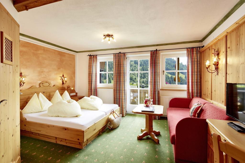 Berghotel Hauserbauer Dorfgastein Bagian luar foto