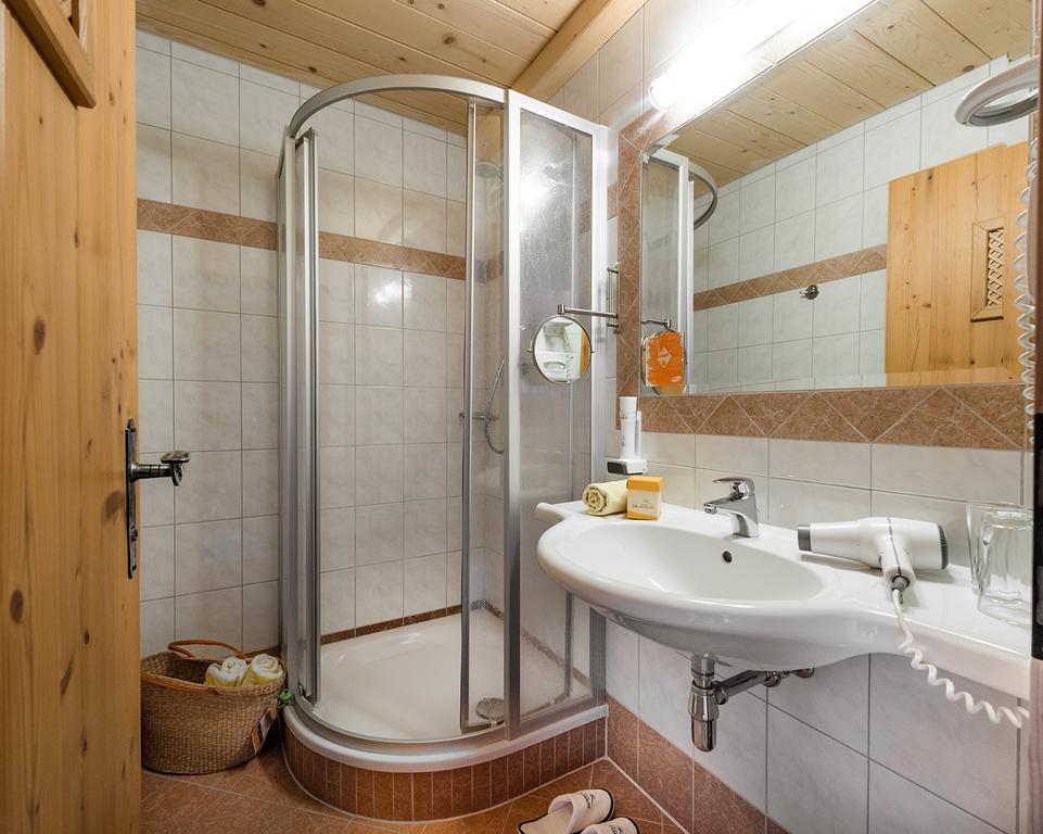 Berghotel Hauserbauer Dorfgastein Bagian luar foto